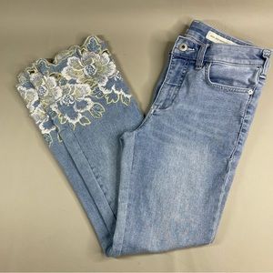 Anthropologie Pilcro High-Rise Bootcut Floral Embroidery Jeans Size 26